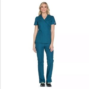 Brand New With Tags Cherokee Scrub Set Xlarge